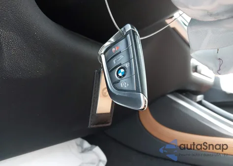 2022 BMW X7 xDrive40I z USA, uszkodzony, nr VIN 5UXCW2C04N9L13640